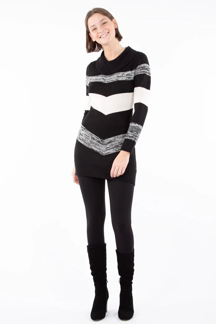Robe tricot chevrons col bénitier