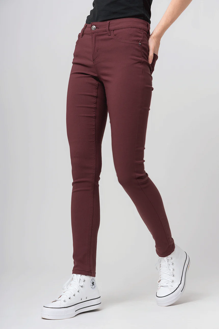 Le pantalon hyper extensible de couleur - Image 10