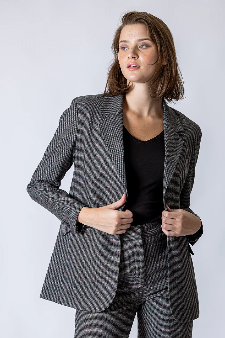 Le blazer à carreaux avec épaulettes - Image 2