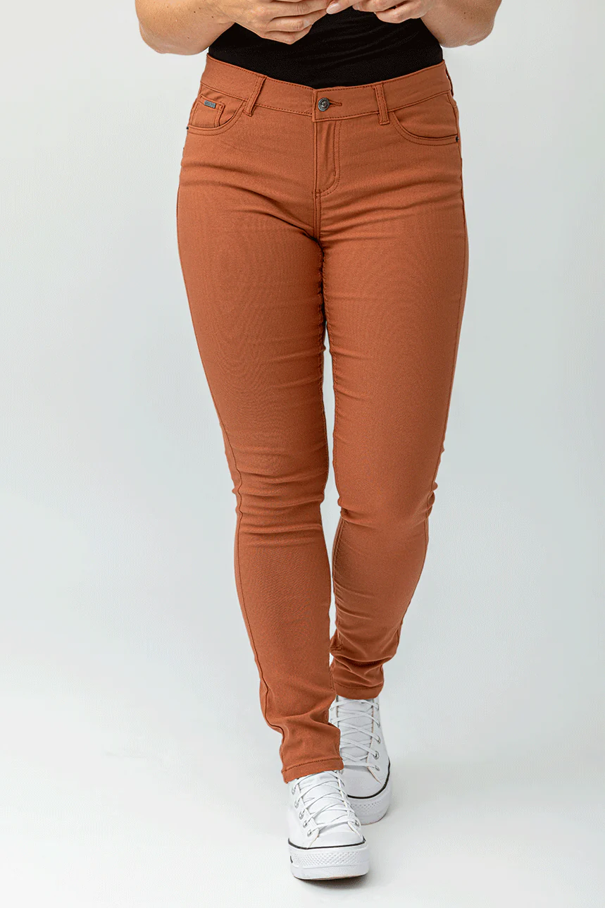 Le jeans étroit sculptant de couleur 2 boutons - Image 5