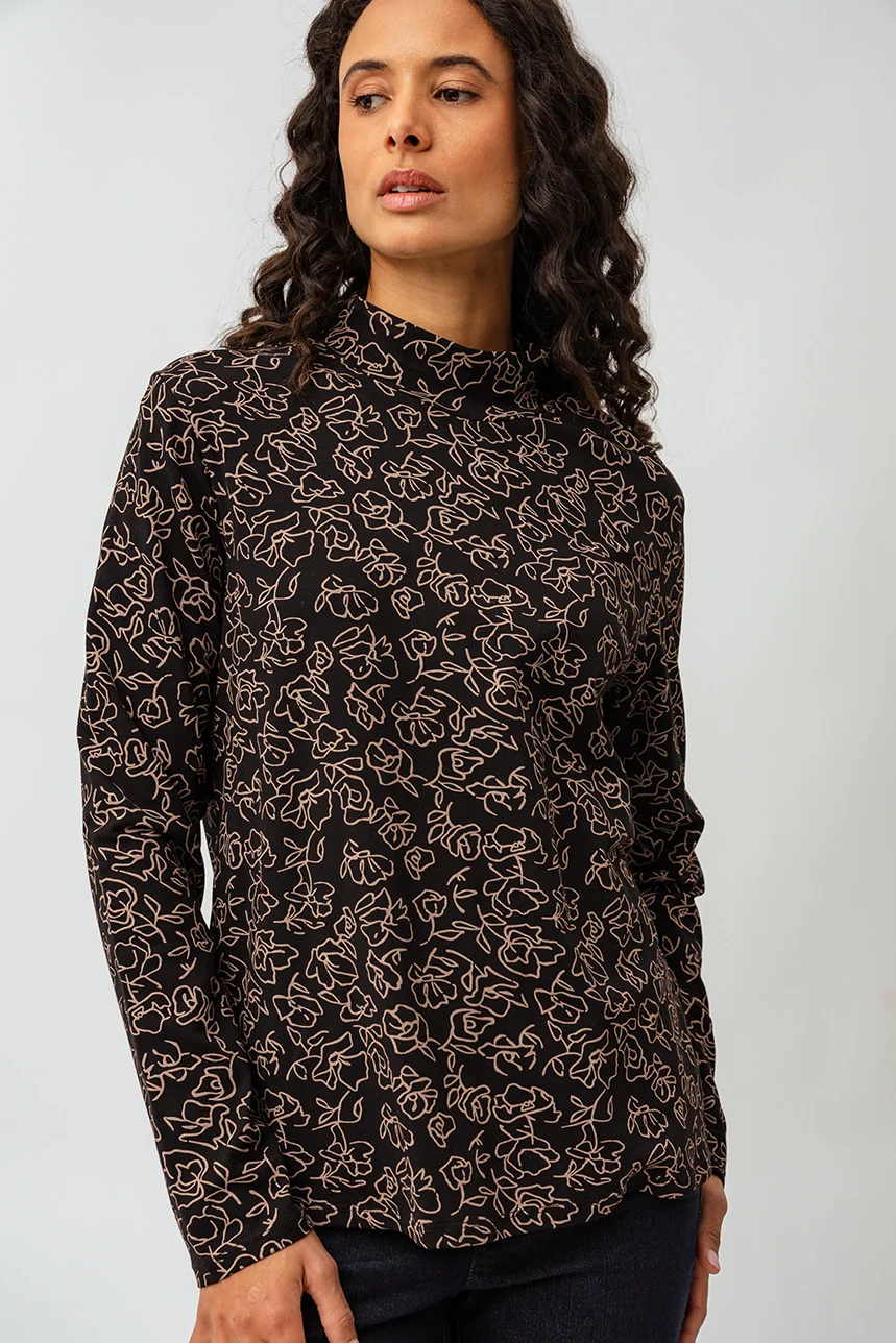 Le t-shirt col montant imprimé floral
