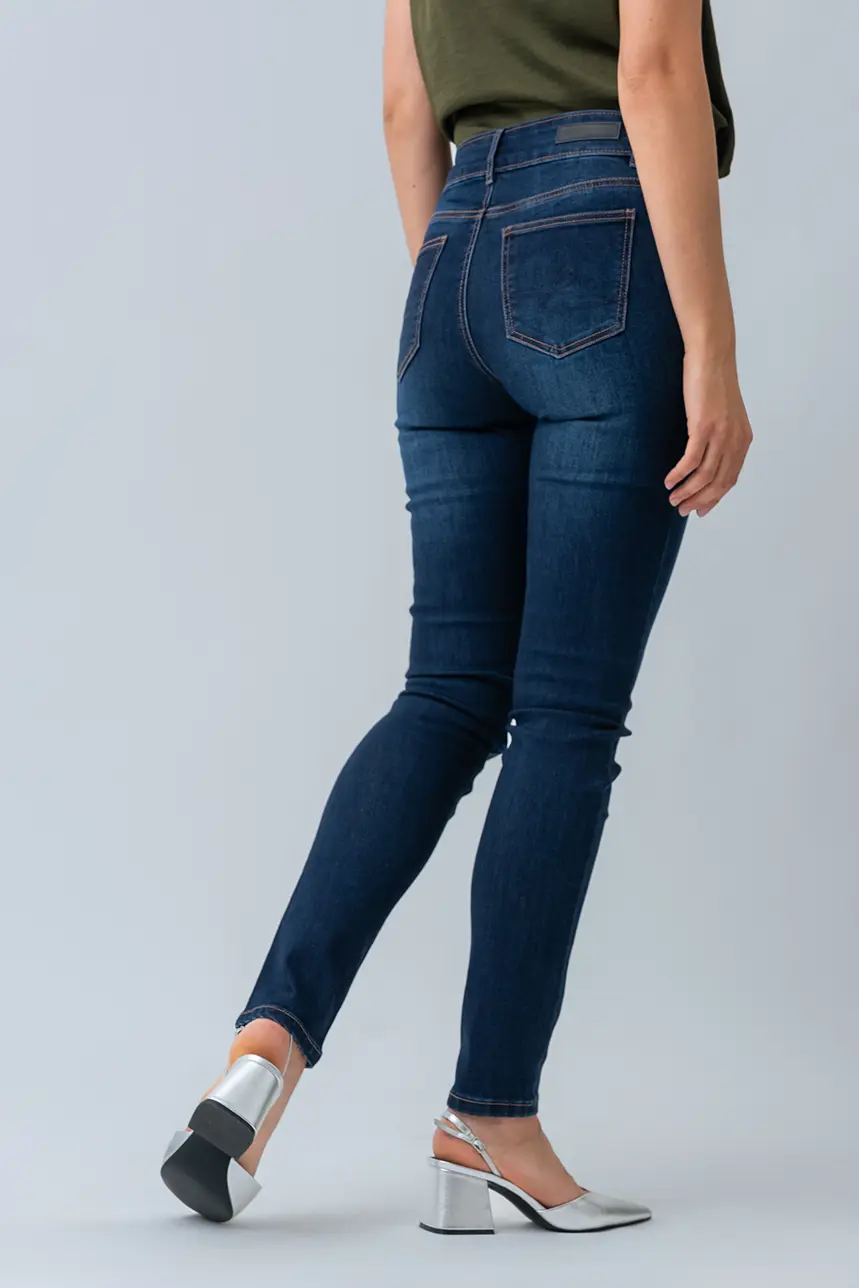 Le jeans étroit 2 boutons| Modèle Sophia - Image 7