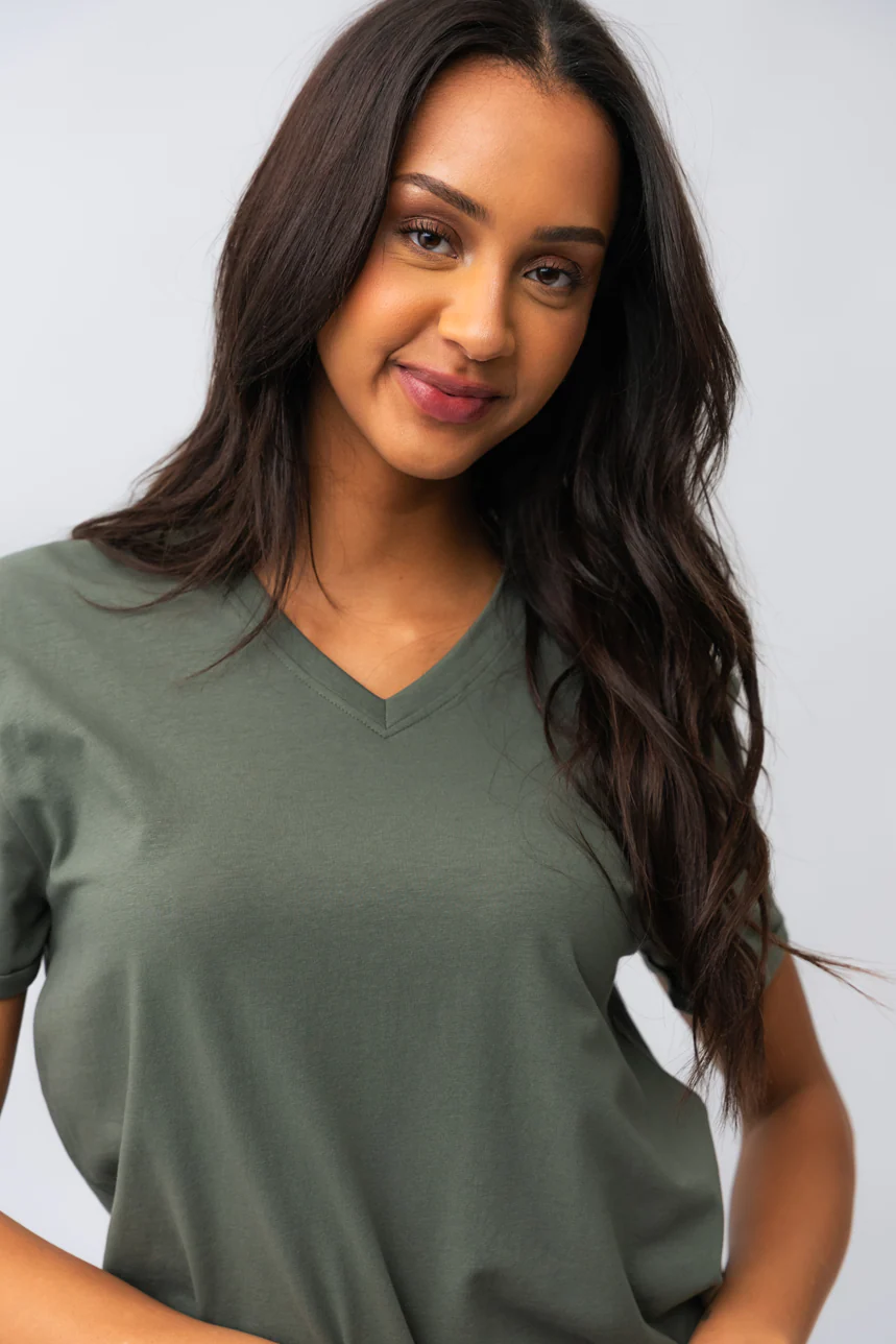 Le t-shirt basique col V - Image 8