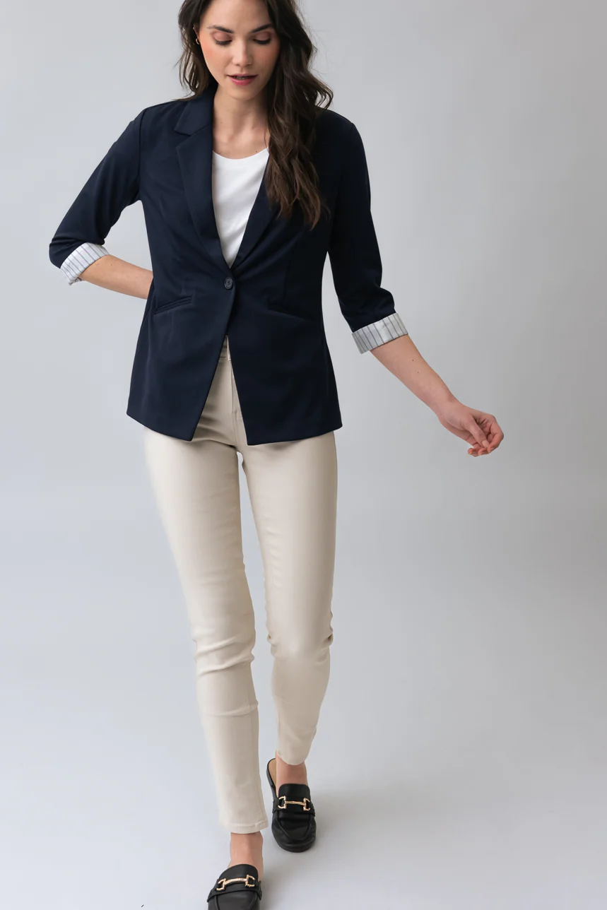 Le jeans étroit coloré sculptant - Image 4