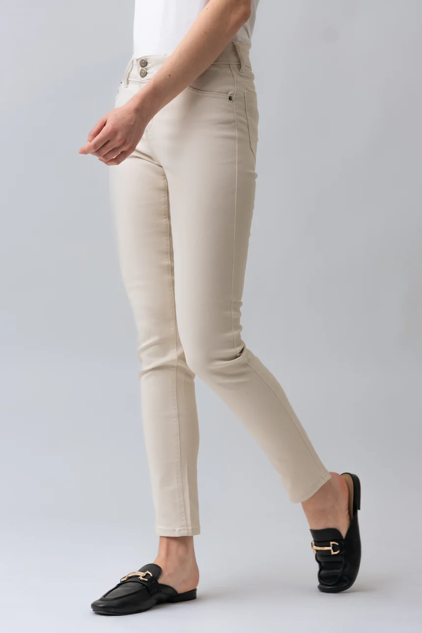 Le jeans étroit coloré sculptant - Image 7
