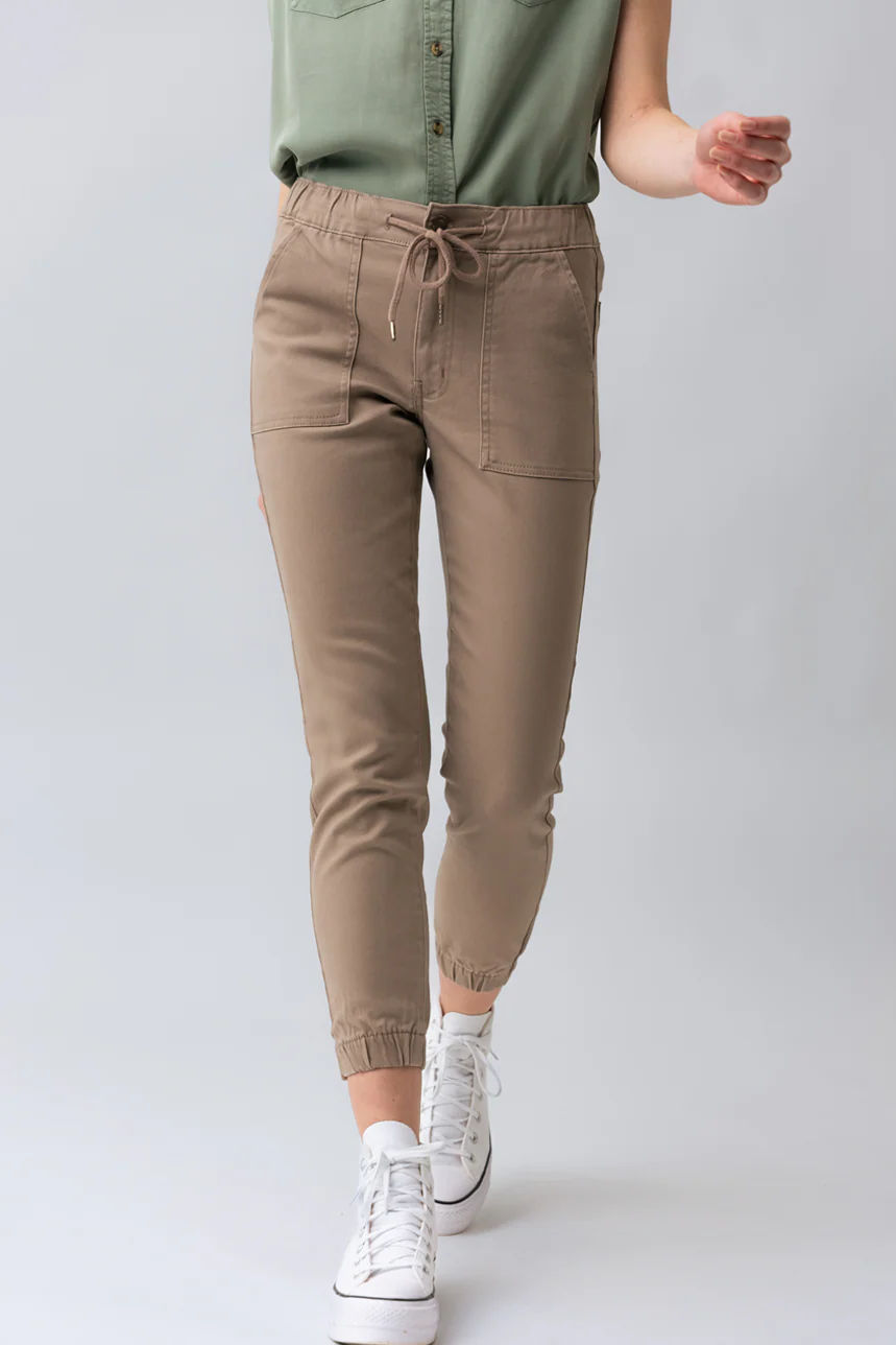 Le jeans jogger de couleur - Image 10