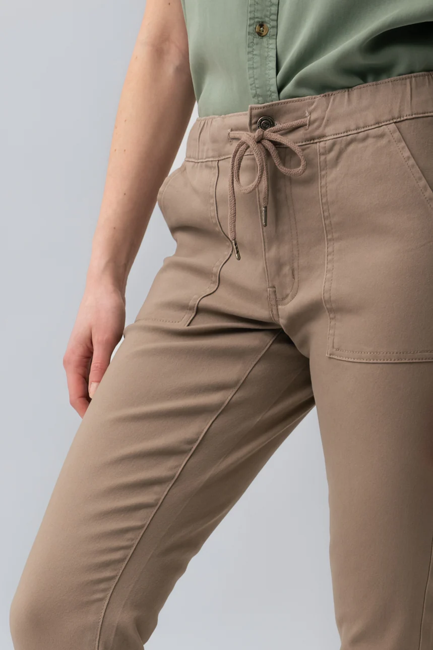 Le jeans jogger de couleur - Image 8