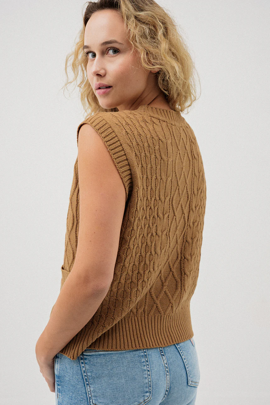 La veste sans manches en tricot - Image 3