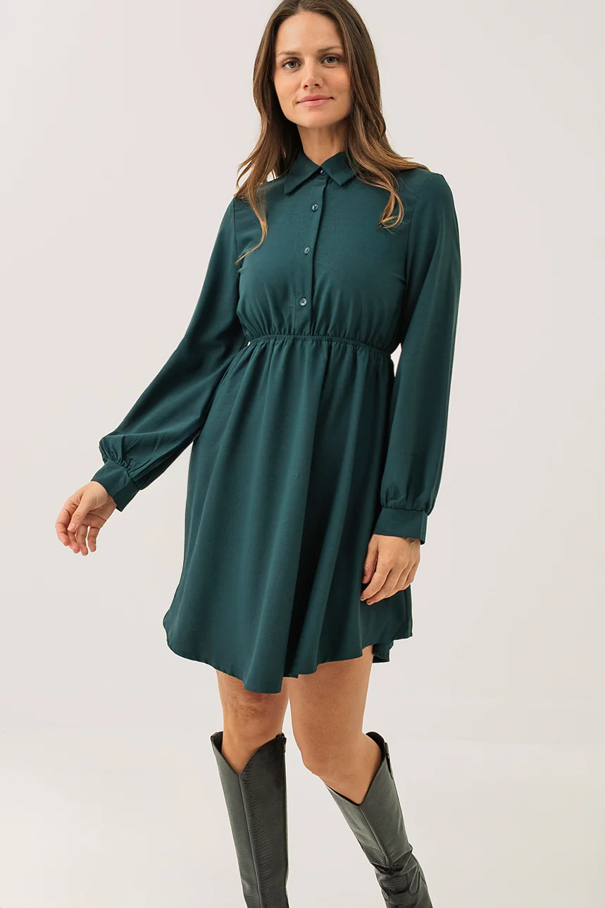 La robe vert foncé taille élastique