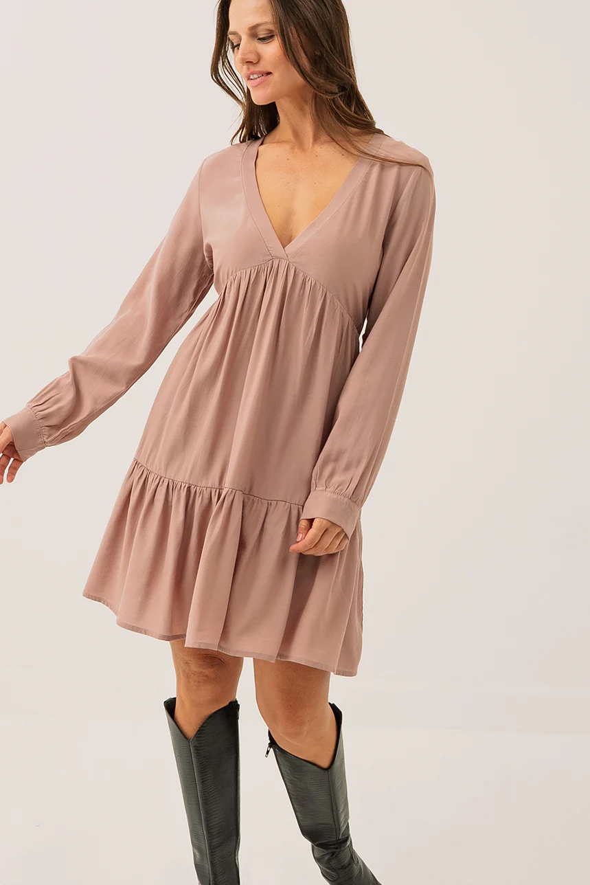 La robe marine ample avec jupe étagée à fronce - Image 4