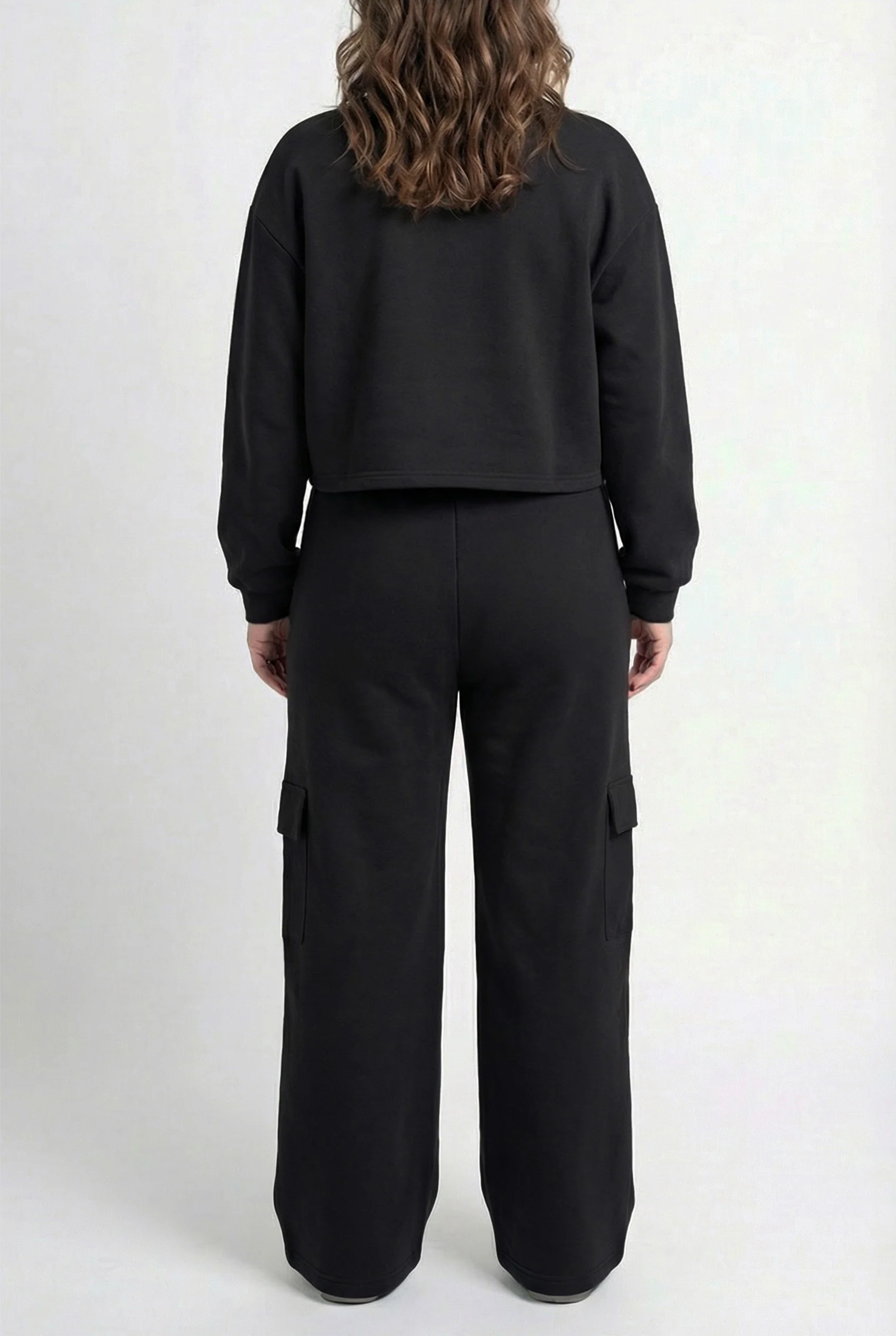 Le pantalon cargo noir à taille élastique - Image 2