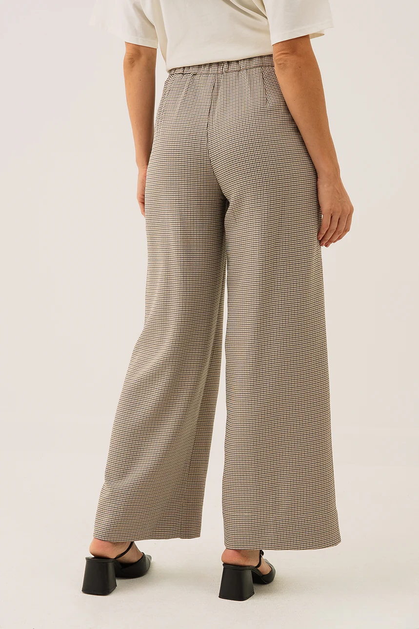 Le pantalon pied de poule brun - Image 2