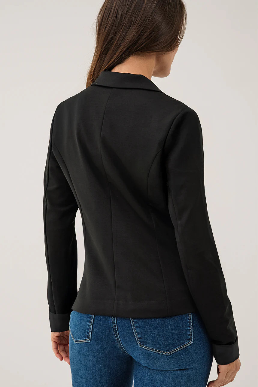 Le blazer uni classique - Image 10