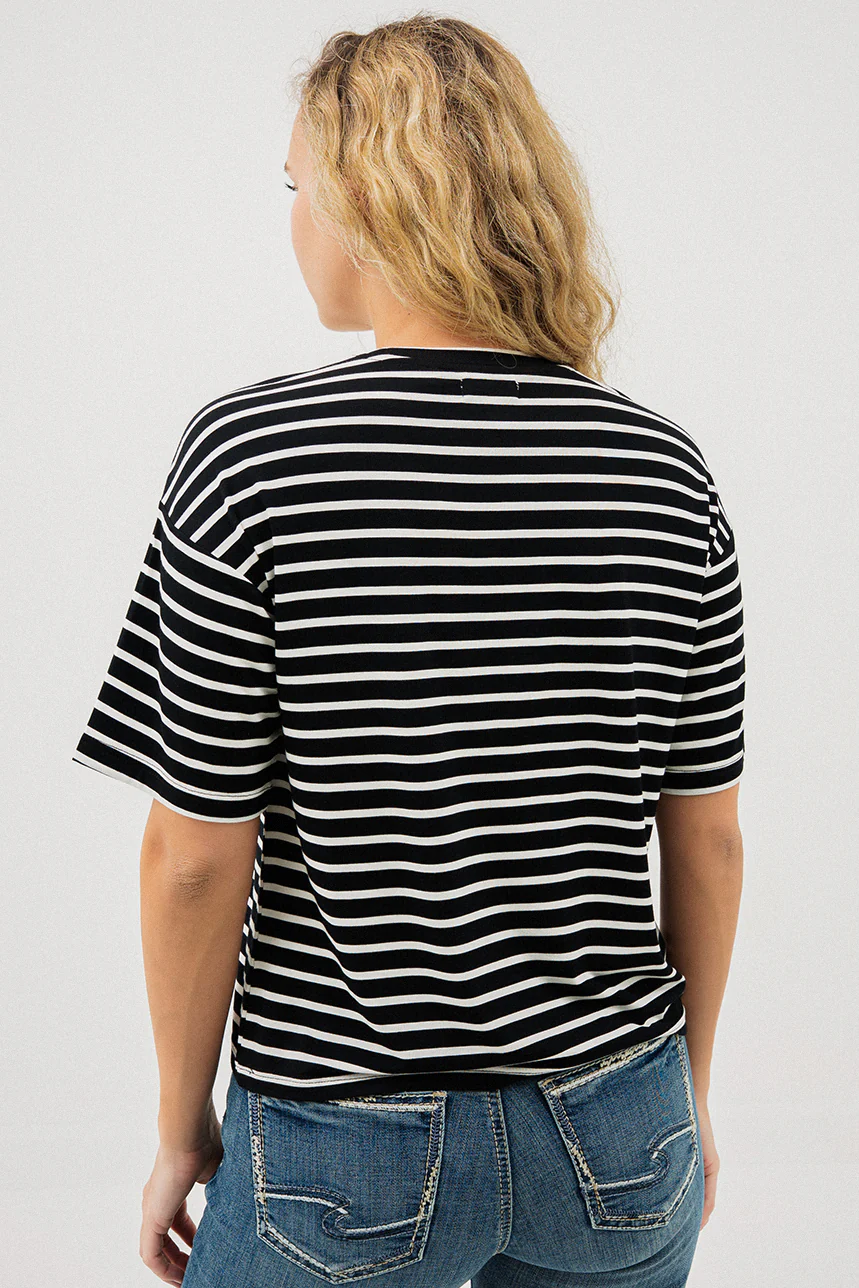 Le t-shirt à manches courtes rayé légèrement “Boxy” - Image 3