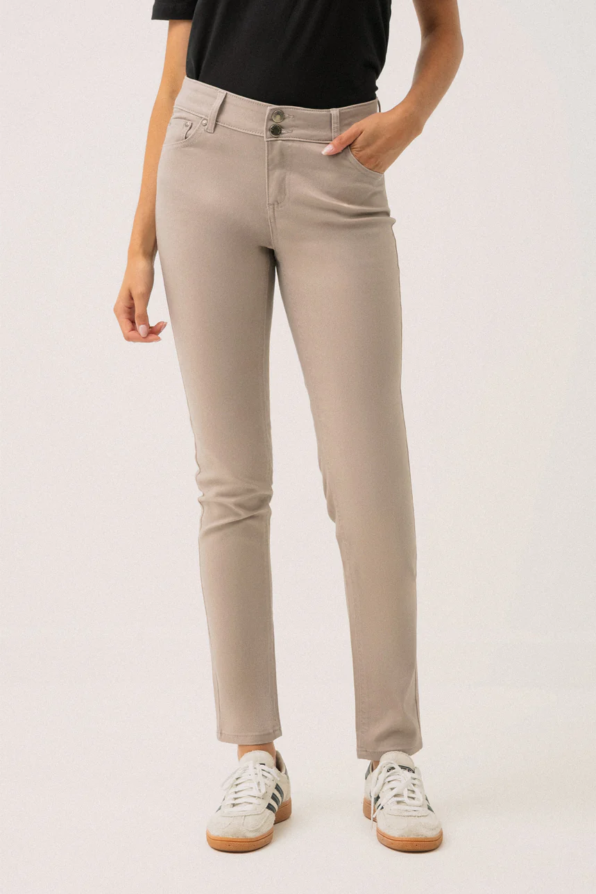 Le jeans étroit coloré sculptant - Image 4