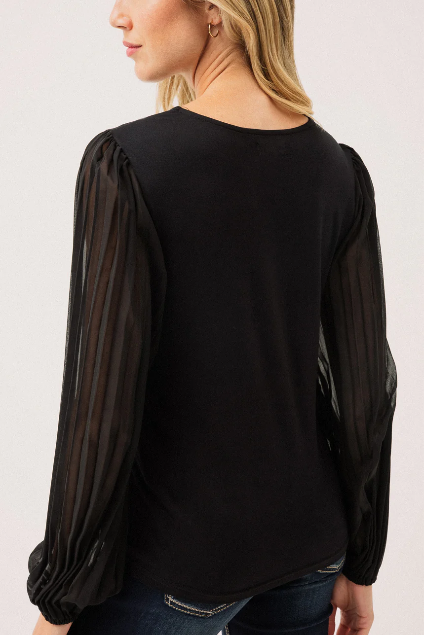 La blouse noire à manches plissées soleil - Image 3