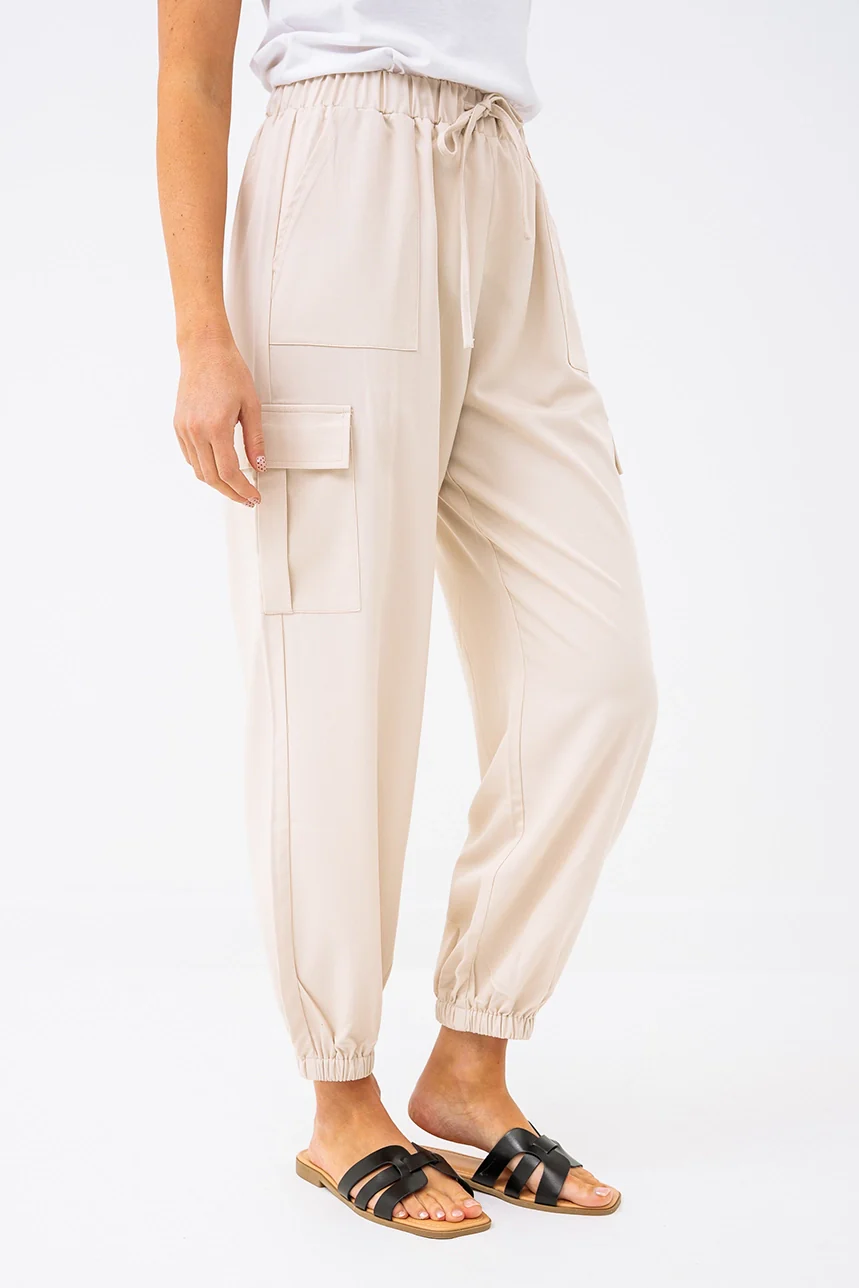 Le pantalon jogger cargo uni - Image 3