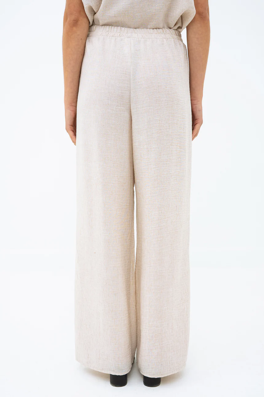 Le pantalon aspect lin chic à boucle - Image 4
