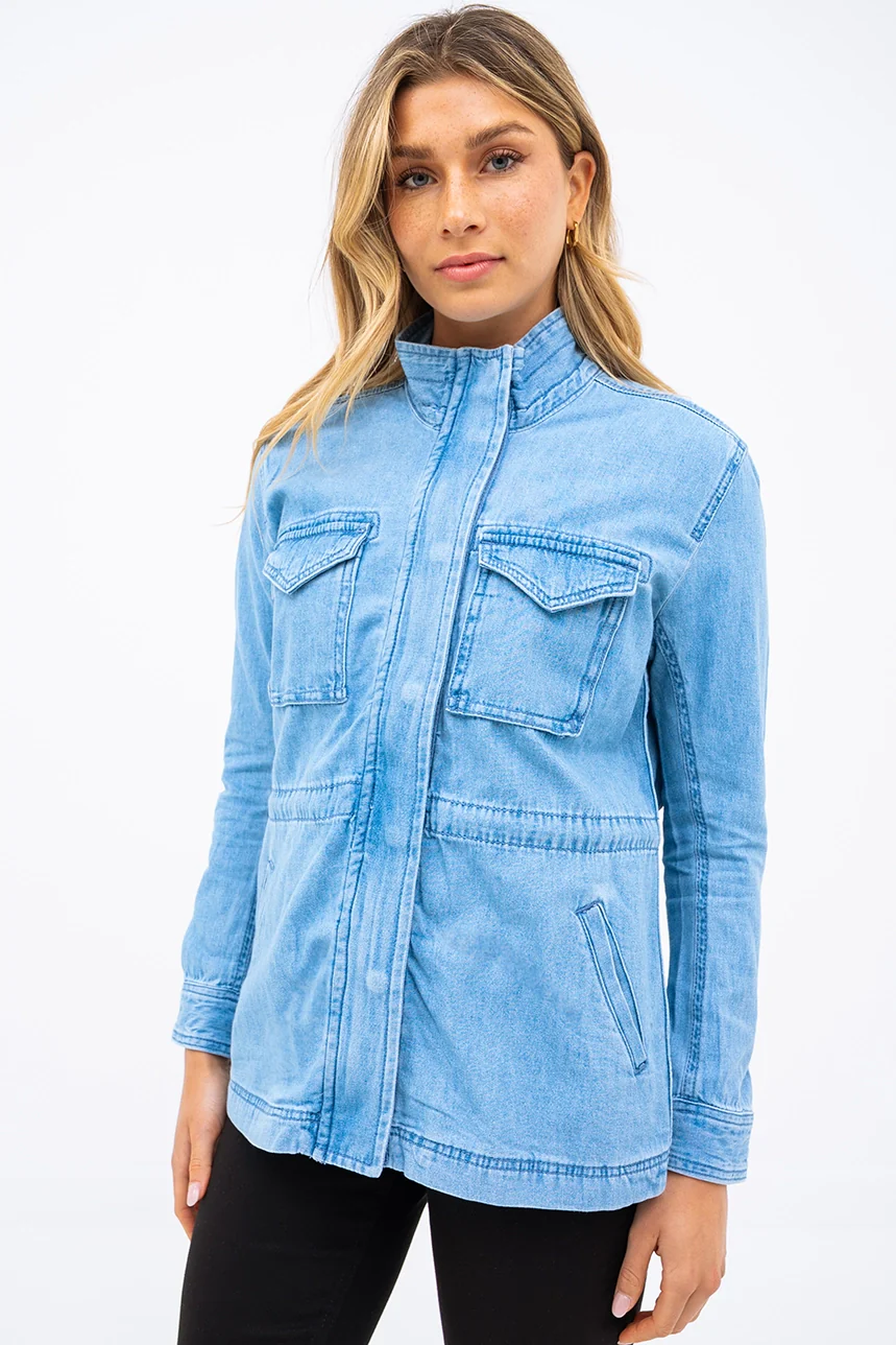 Le manteau en denim zippé - Image 4
