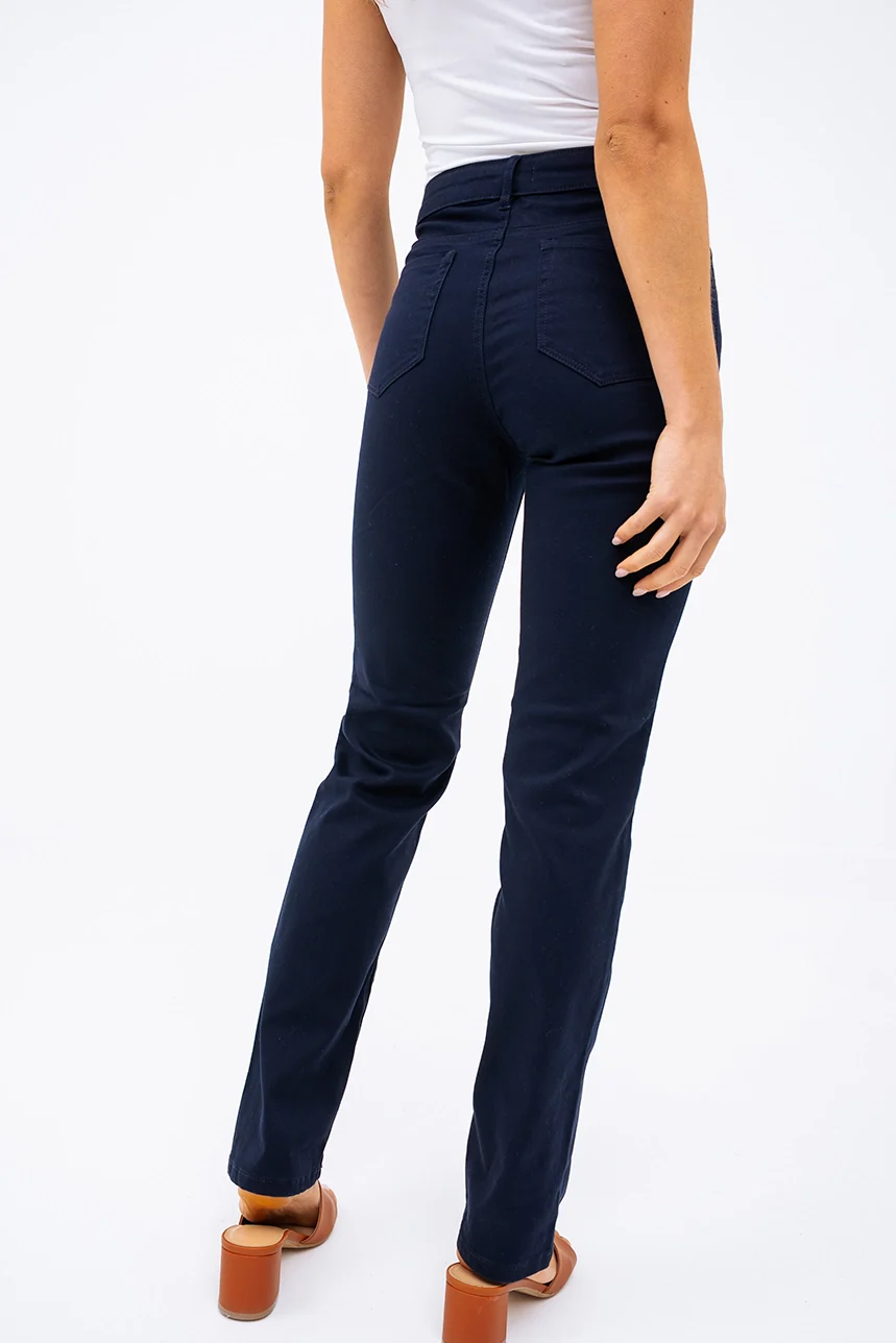 Le jeans droit coloré sculptant - Image 7