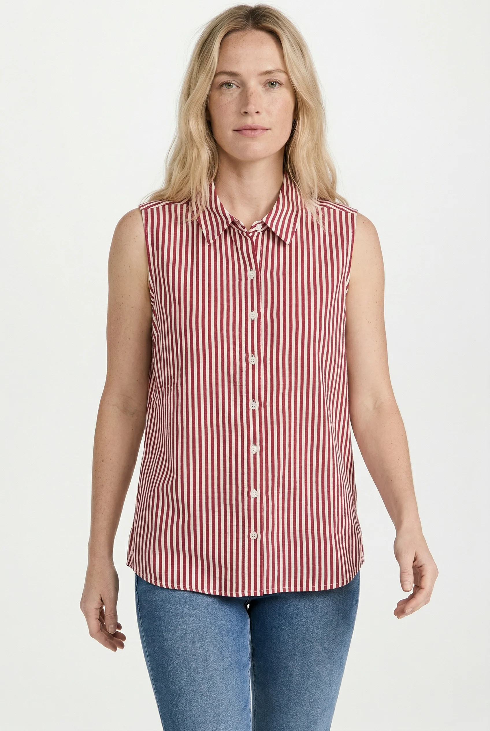La chemise rayée ample sans manches