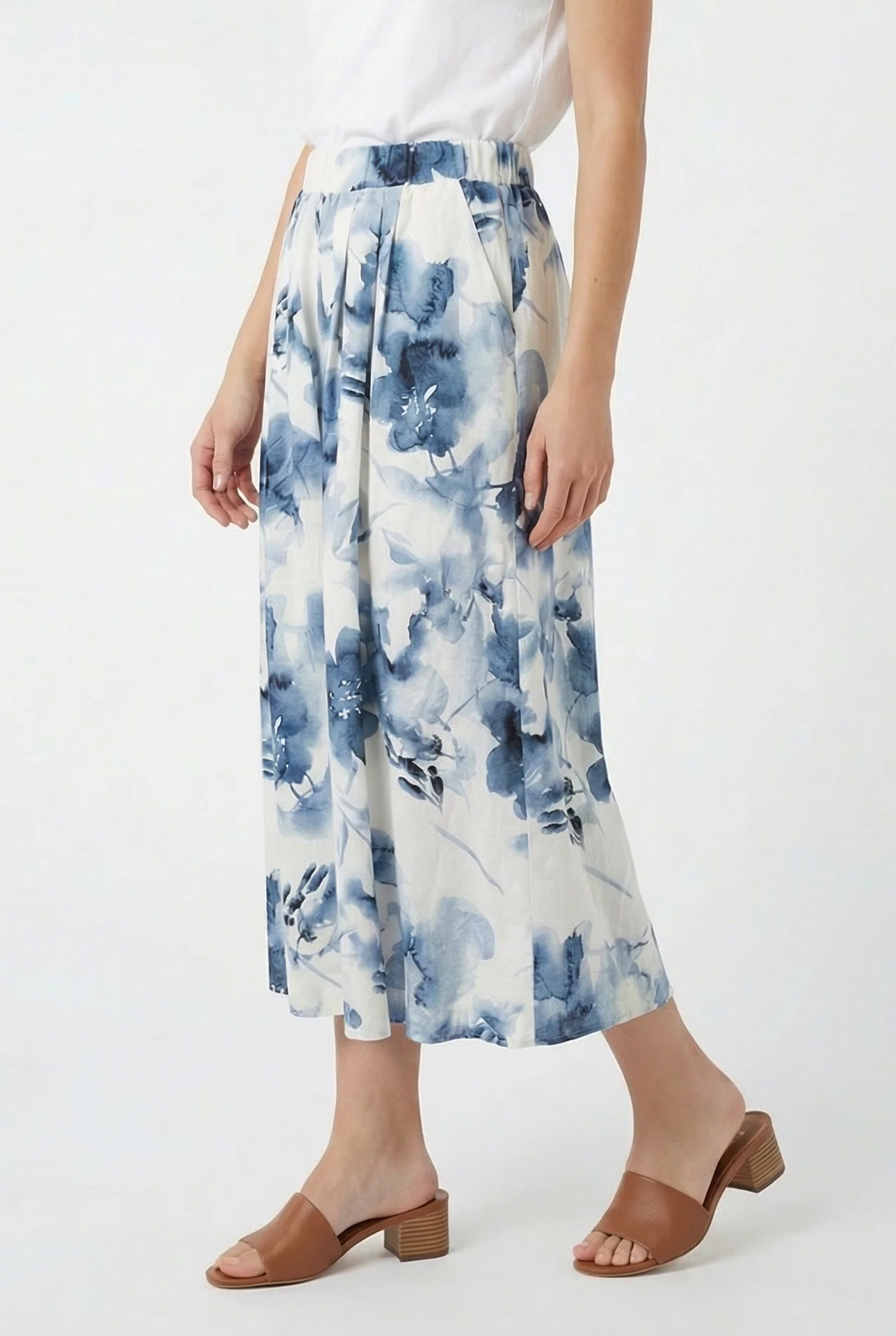 Jupe midi fleurie blanche et bleu - Image 2