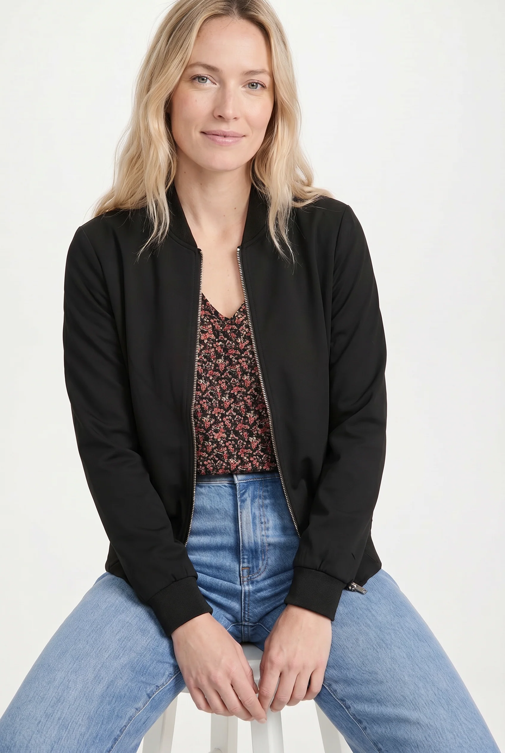 Le blazer coupe Bomber