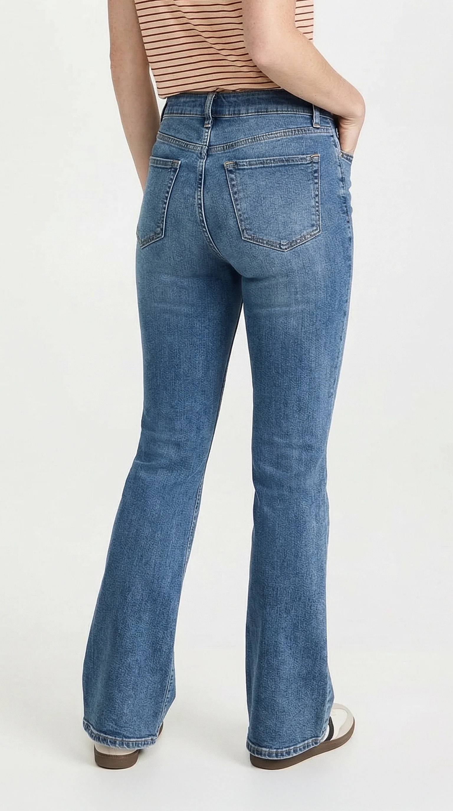 Le jeans semi-évasé | Modèle Estelle - Image 2