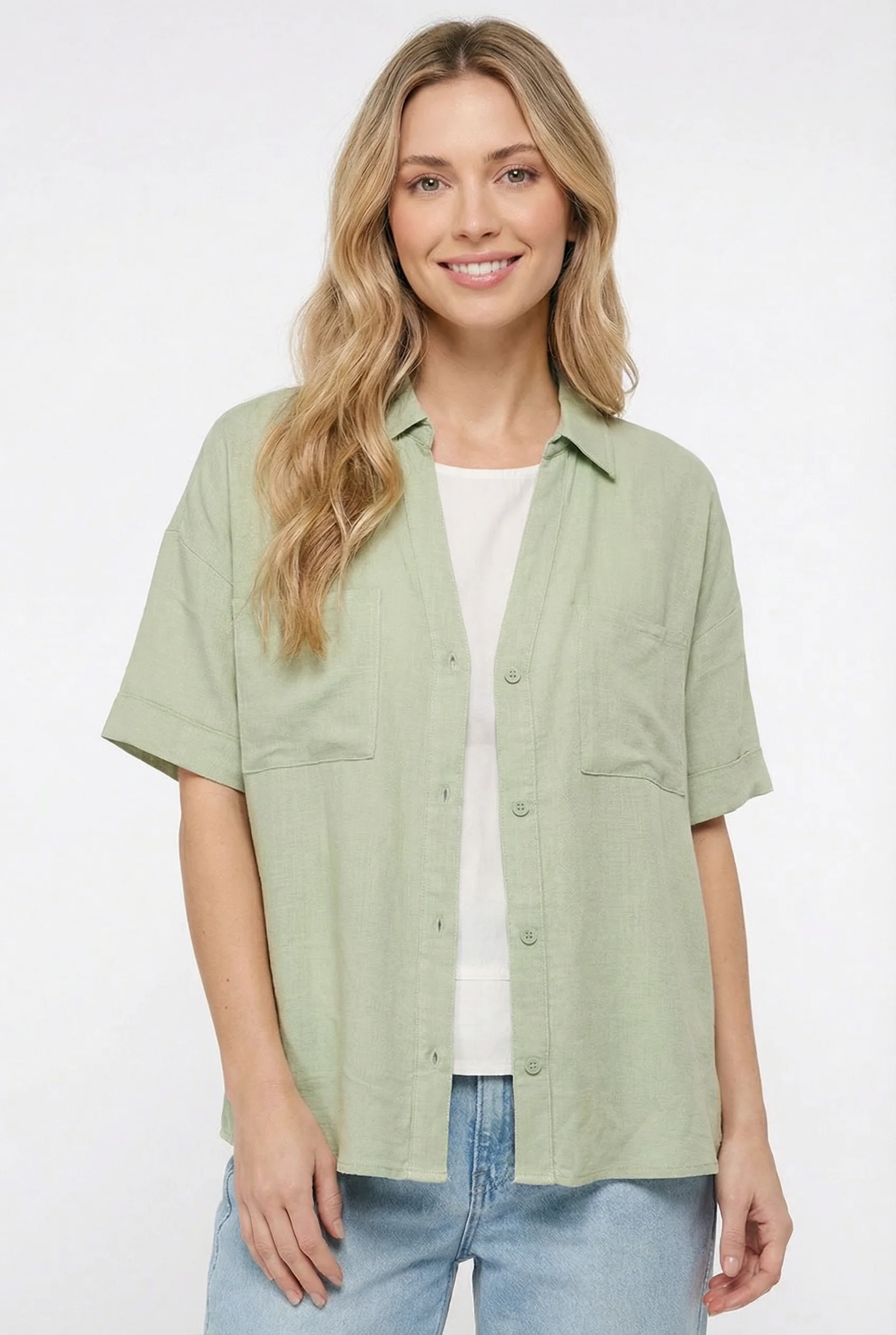 La chemise ample en lin à manches courtes