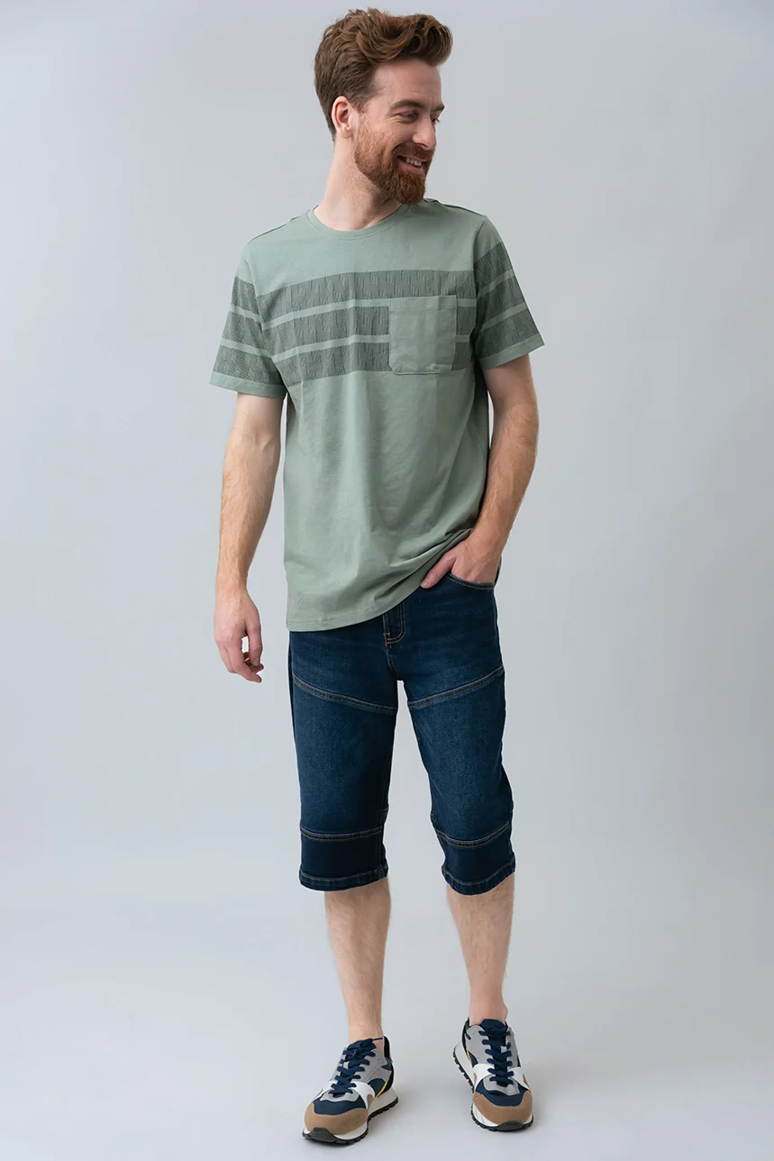 Le capri en jeans à découpes | Modèle C_Fit - Image 5