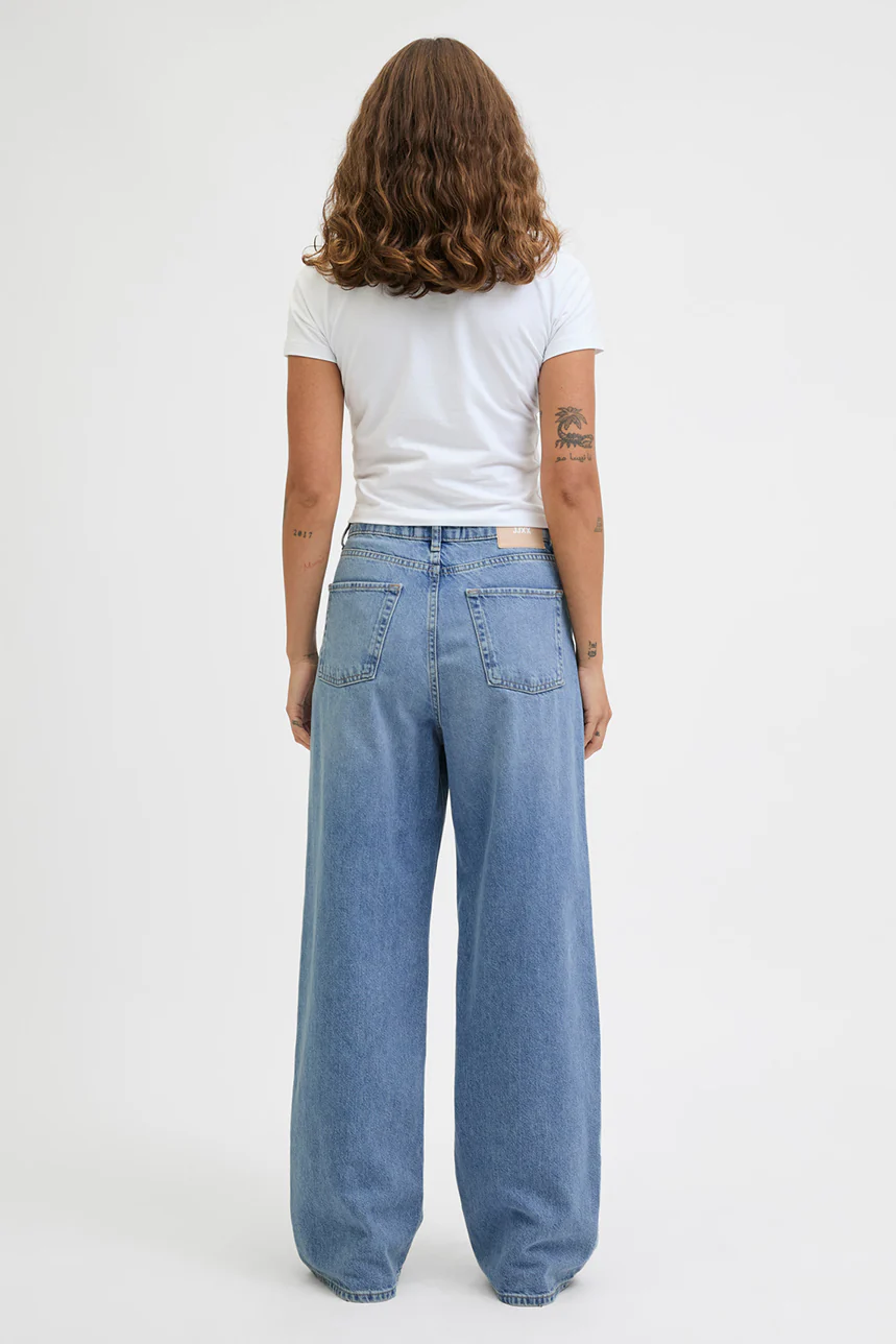 Le jean bleu modèle Tokyo Wide - Image 8