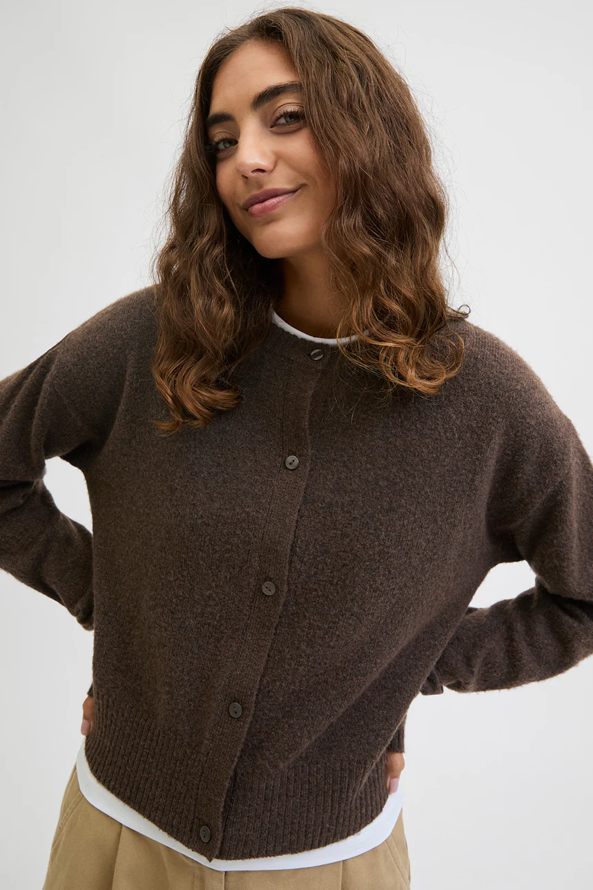 Le cardigan court en tricot - Image 9