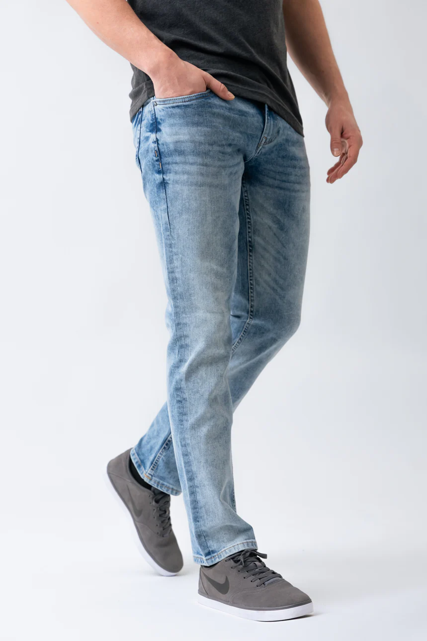 Le jeans étroit délavé | Modèle Nikko - Image 3