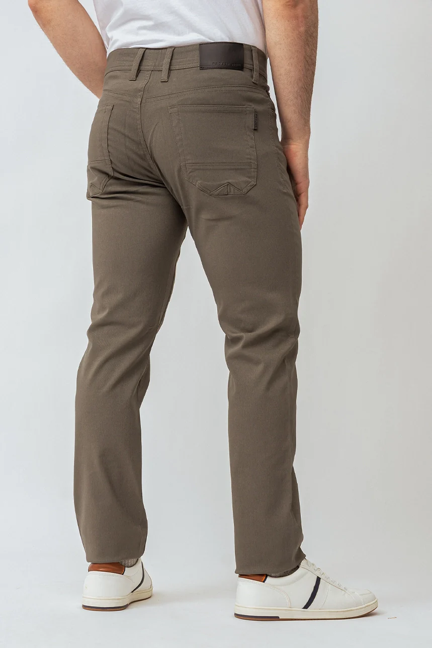 Le pantalon de couleur classique - Image 3