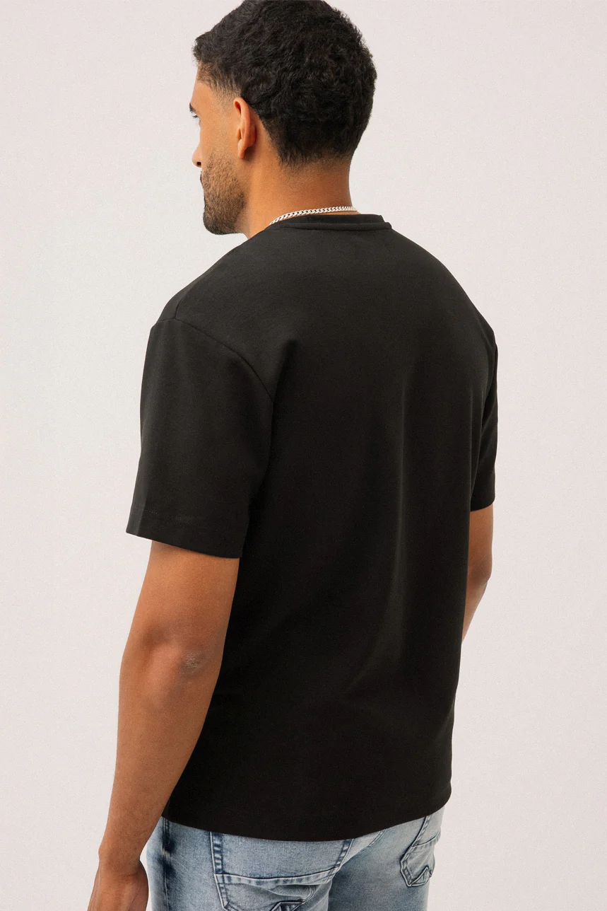 Le t-shirt en scuba par Projek Raw - Image 8
