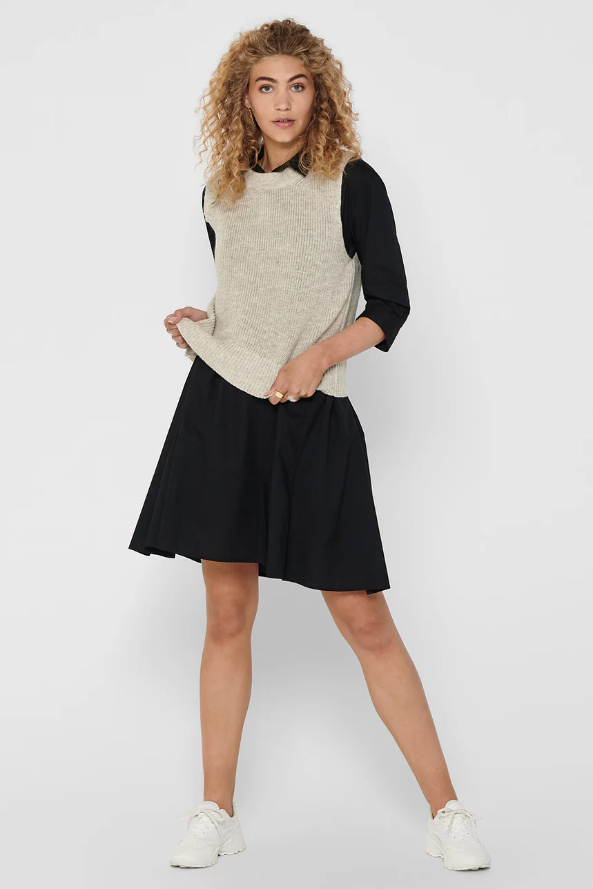 Le chandail sans manches en tricot beige - Image 4