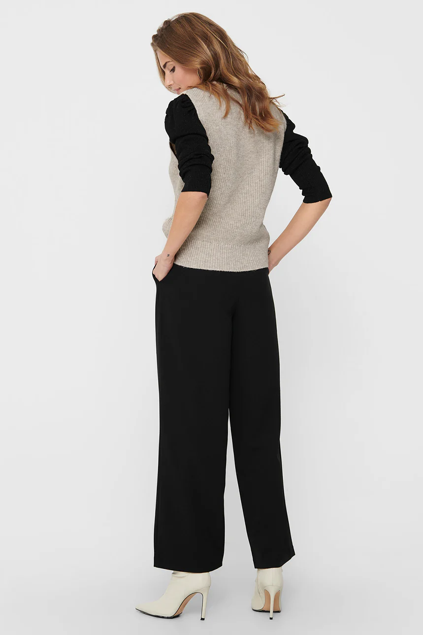 Le chandail sans manches en tricot beige - Image 5
