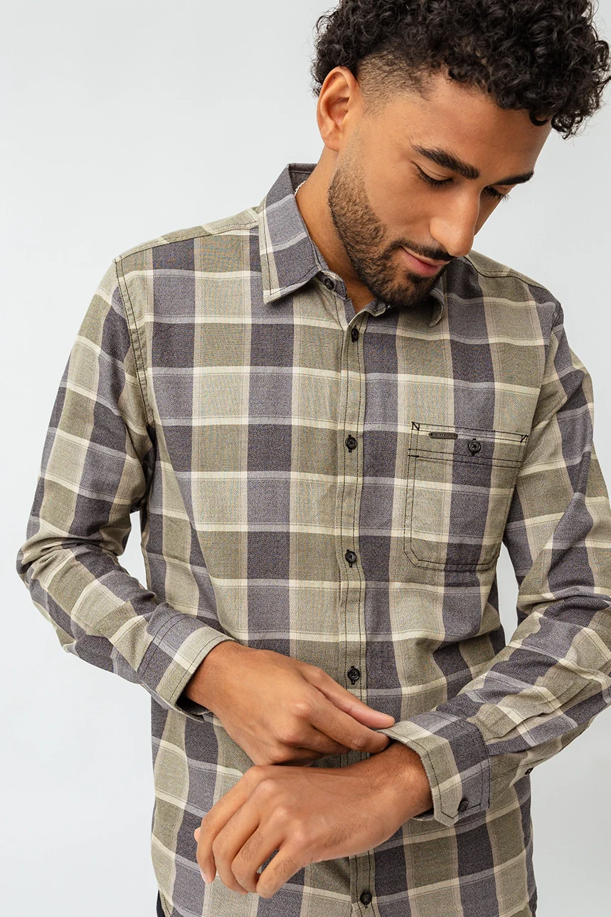 La chemise à carreaux - Image 5