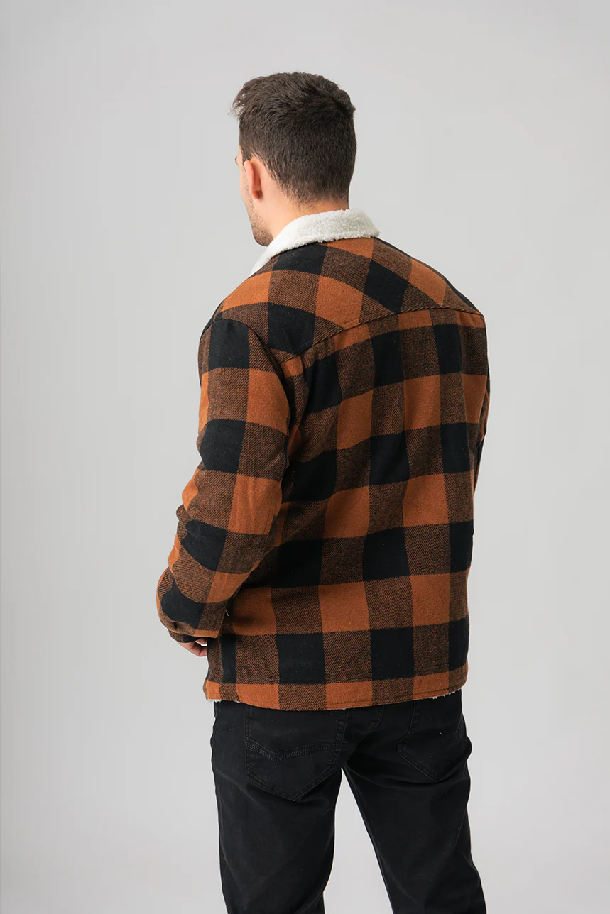 Le manteau à carreaux doublé de sherpa - Image 12