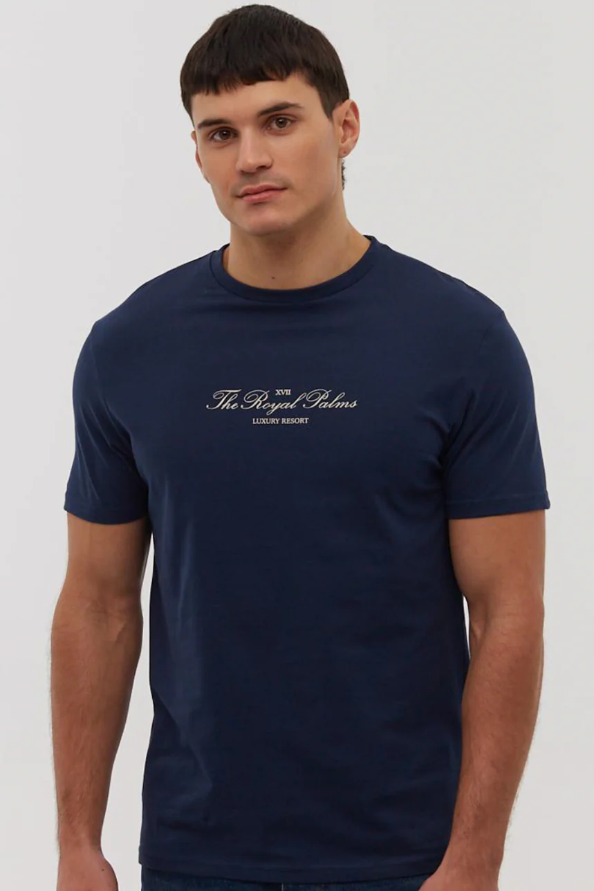 Le t-shirt imprimé The Royal Palms avec imprimé au dos