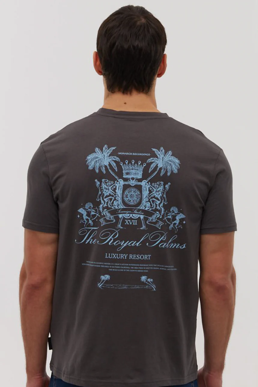 Le t-shirt imprimé The Royal Palms avec imprimé au dos - Image 4