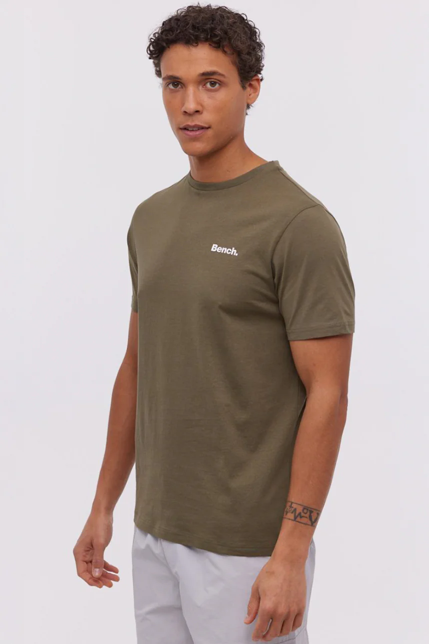 Le t-shirt uni avec logo Bench - Image 2