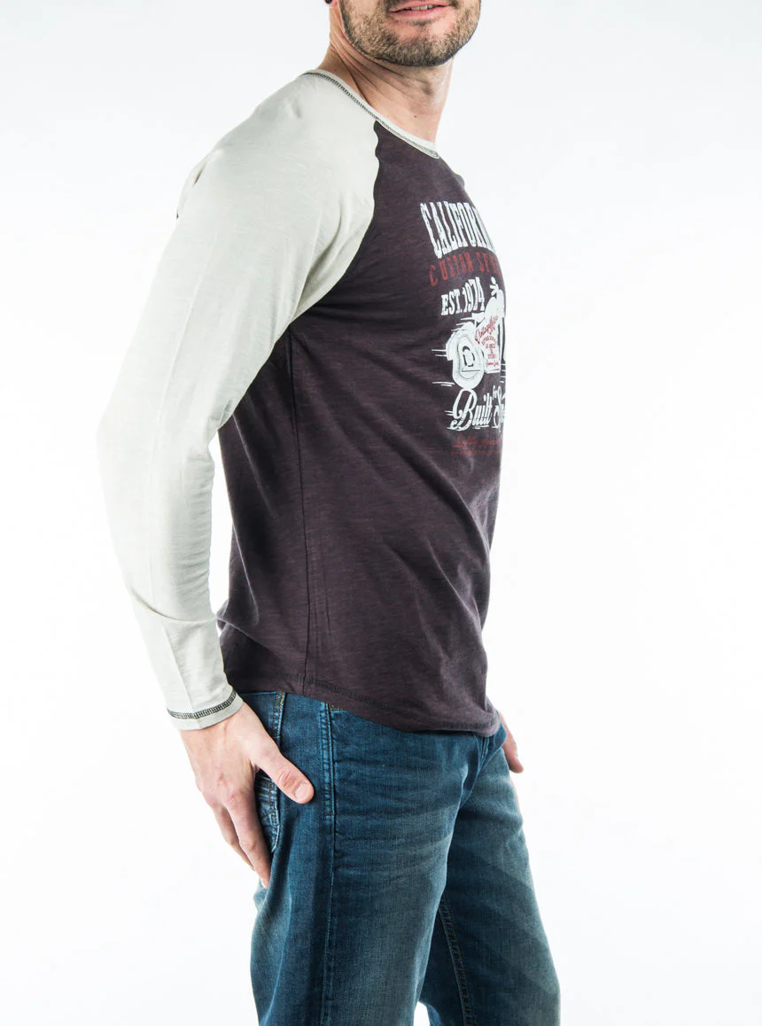 Le t-shirt imprimé à manches raglan - Image 11
