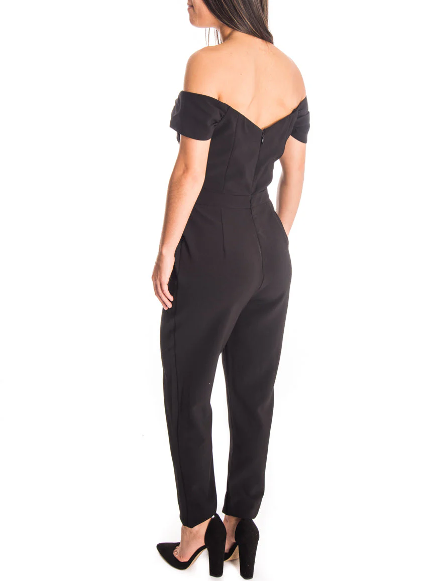 Combinaison chic épaules dénudées - Image 3