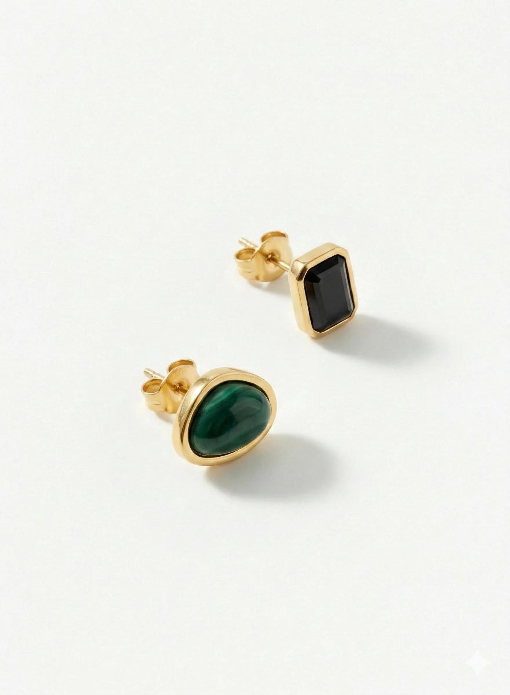 Boucles d’oreilles pierre géométrique or