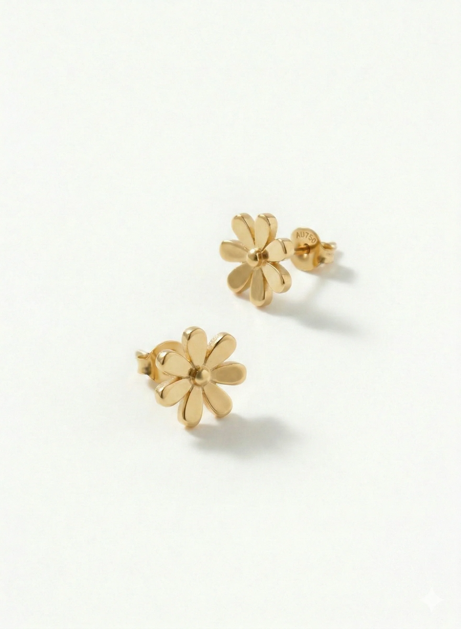 Boucles d’oreilles fleur or