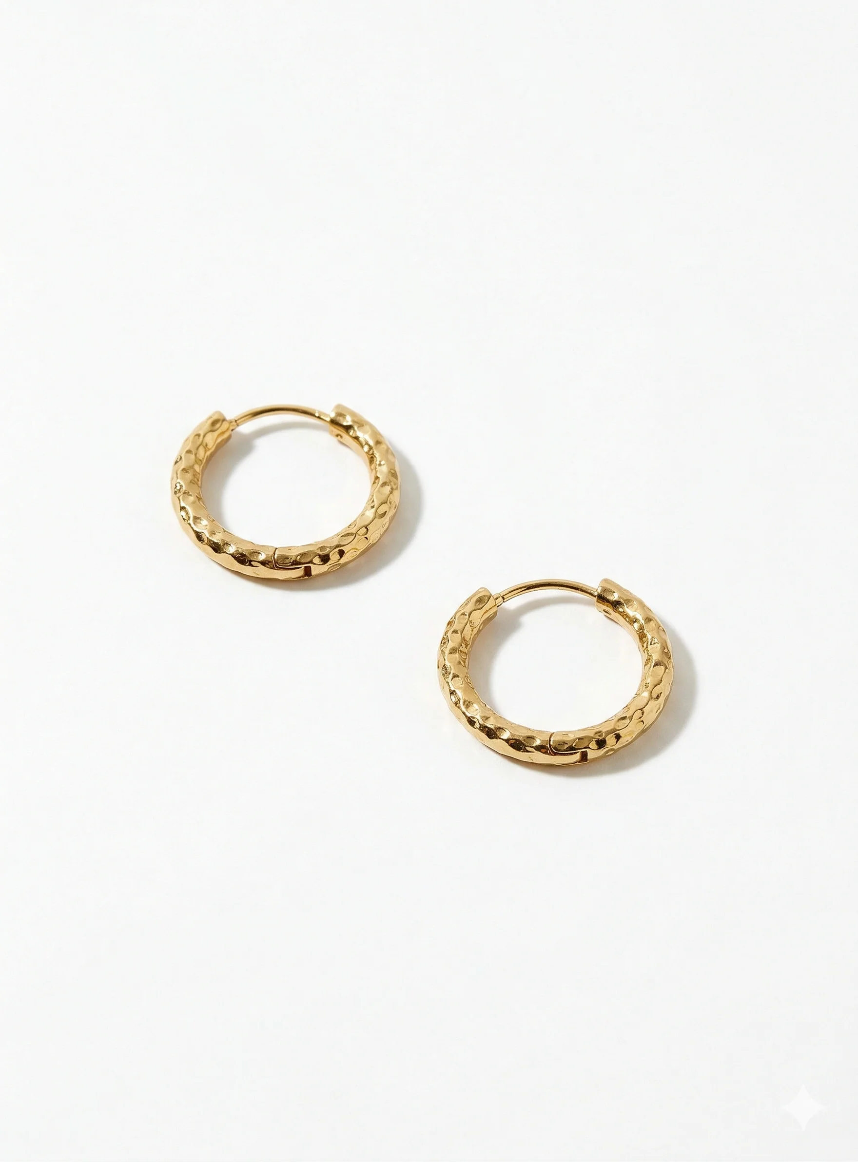 Boucles d’oreilles anneaux texturés or