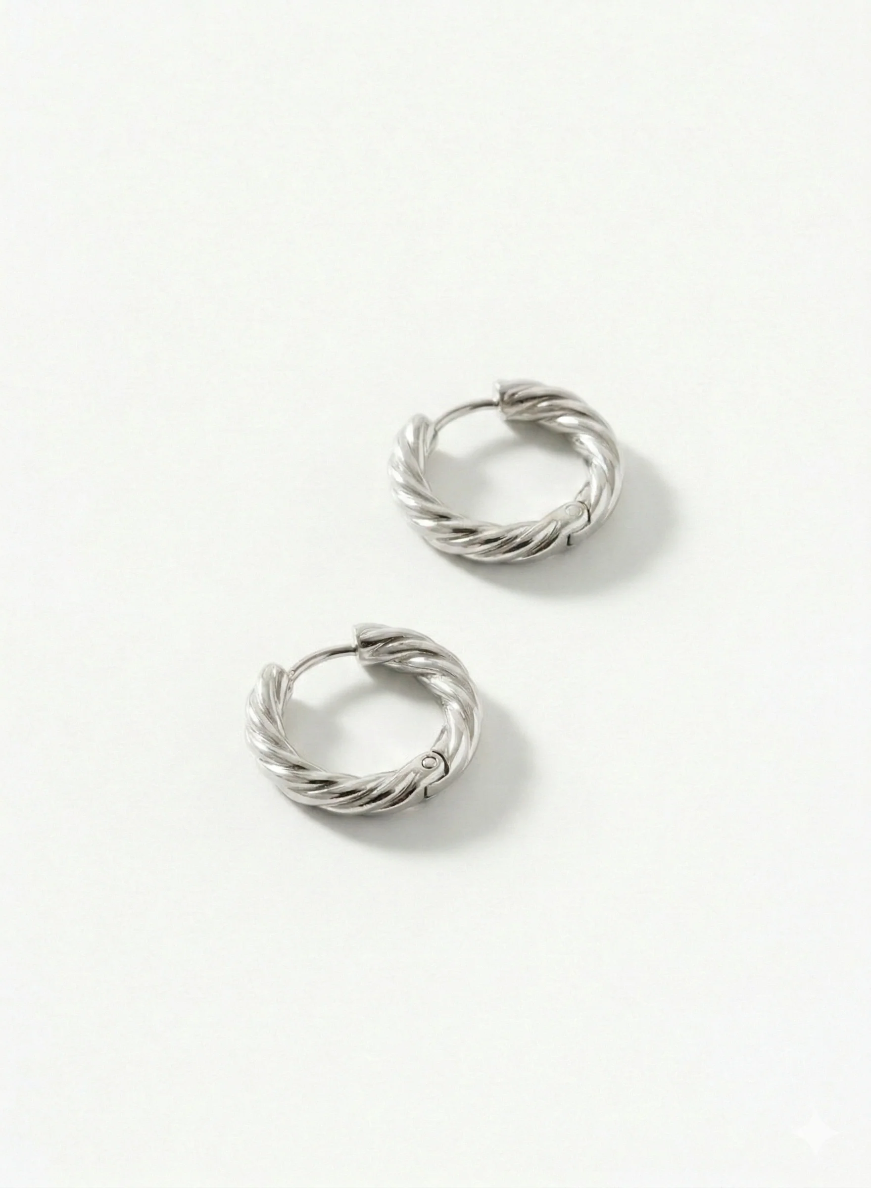 Boucles d’oreilles anneaux spiralés argent