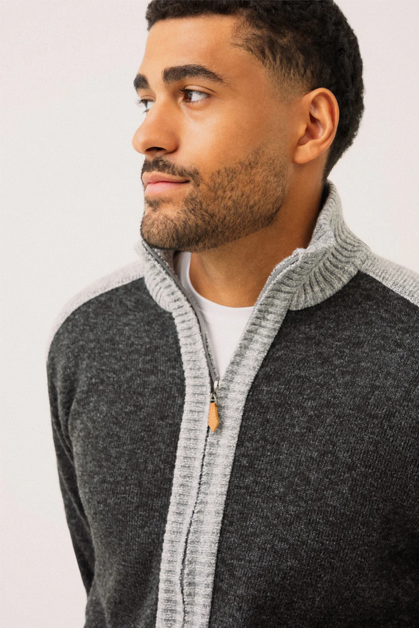 Le cardigan en tricot deux couleurs doublé en flanelle par Oxygen - Image 7