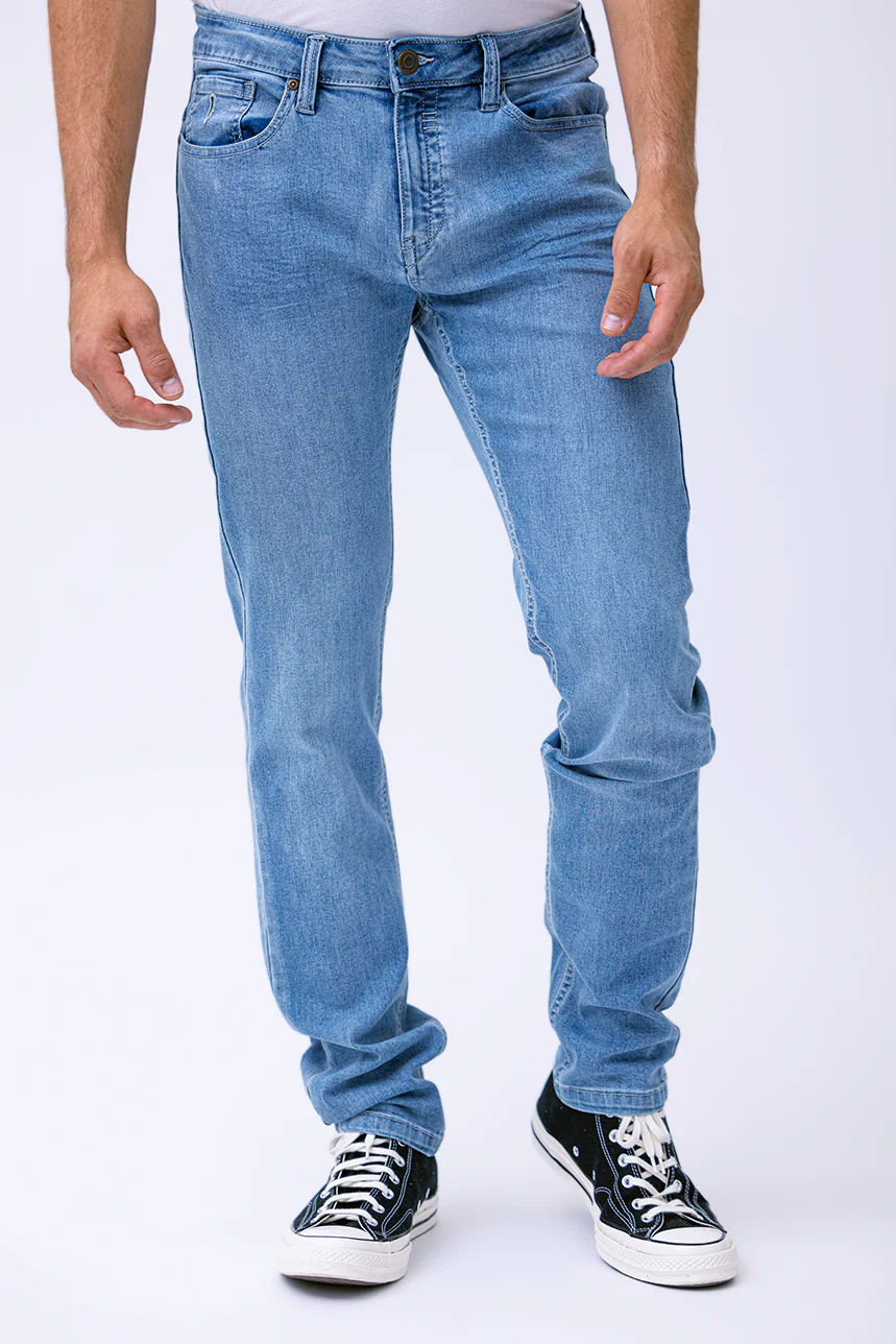 Le jeans étroit taille régulière | Modèle Gagnon - Image 11